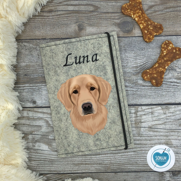 Designbeispiel der Impfpasshülle hellgrau meliert für den Golden Retriever